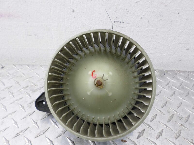 Изображение товара 1335477 - 001335477 ventilyator otopitelya (motorchik pechki)
