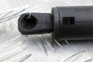 Изображение товара 133559 - 00133559 amortizator kryshki bagazhnika 2