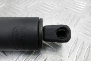 Изображение товара 133559 - 00133559 amortizator kryshki bagazhnika 3