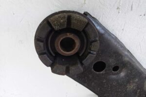 Изображение товара 133622 - 00133622 balka zadnyaya Mercedes SL 2