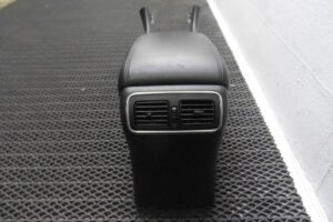 Изображение товара 133666 - 00133666 podlokotnik Toyota Hiace 3