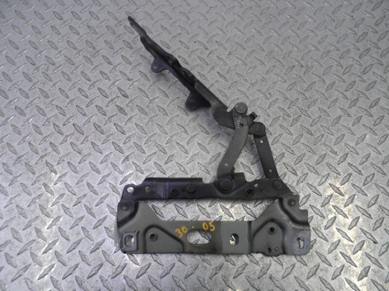 Изображение товара 133680 - 00133680 petlya kapota levaya