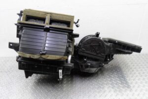 Изображение товара 133730 - 00133730 korpus otopitelya (pechki) Skoda Yeti 3