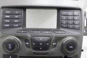 Изображение товара 133981 - 00133981 panel tsentralnoj konsoli Skoda Yeti 1