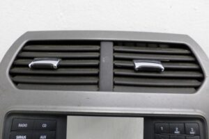 Изображение товара 133981 - 00133981 panel tsentralnoj konsoli Skoda Yeti 2