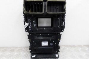 Изображение товара 133981 - 00133981 panel tsentralnoj konsoli Skoda Yeti 3