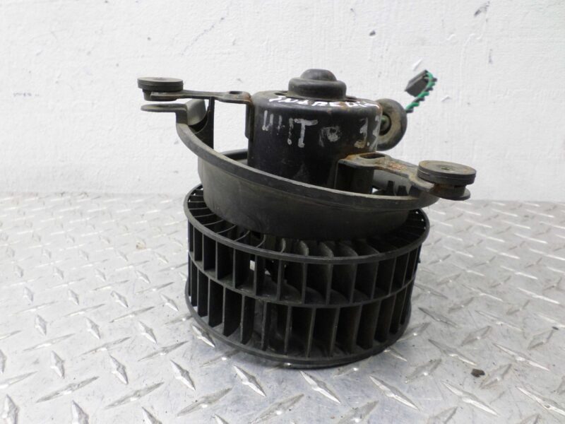 Изображение товара 134149 - 00134149 ventilyator otopitelya (motorchik pechki)