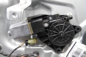 Изображение товара 134192 - 00134192 steklopodemnik perednij pravyj Audi TT 3
