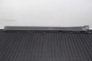 Изображение товара 134432 - 00134432 porog plastikovyj levyj Skoda Yeti 3