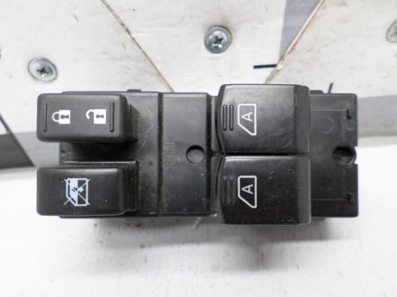 Изображение товара 134445 - 00134445 knopka steklopodemnika