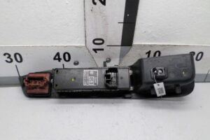 Изображение товара 134463 - 00134463 knopka steklopodemnika 2