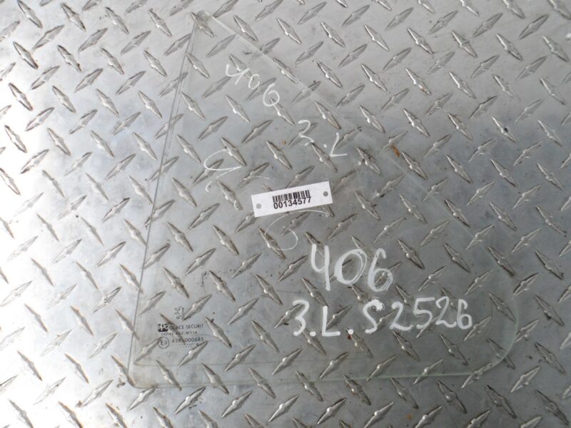 Изображение товара 134577 - 00134577 steklo dveri zadnej levoj Mercedes SLK