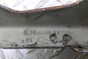 Изображение товара 134866 - 00134866 petlya kapota pravaya Chrysler Sebring 1