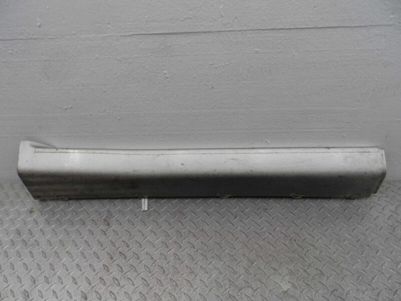 Изображение товара 134873 - 00134873 porog plastikovyj levyj Porsche Macan