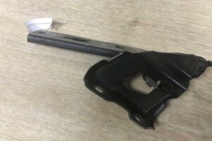 Изображение товара 135133 - 00135133 petlya kapota levaya 1