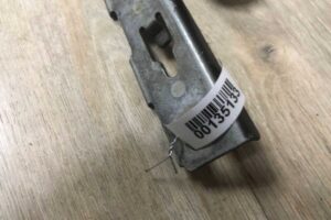 Изображение товара 135133 - 00135133 petlya kapota levaya 2