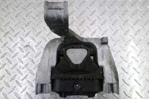 Изображение товара 135367 - 00135367 podushka krepleniya dvigatelya 3