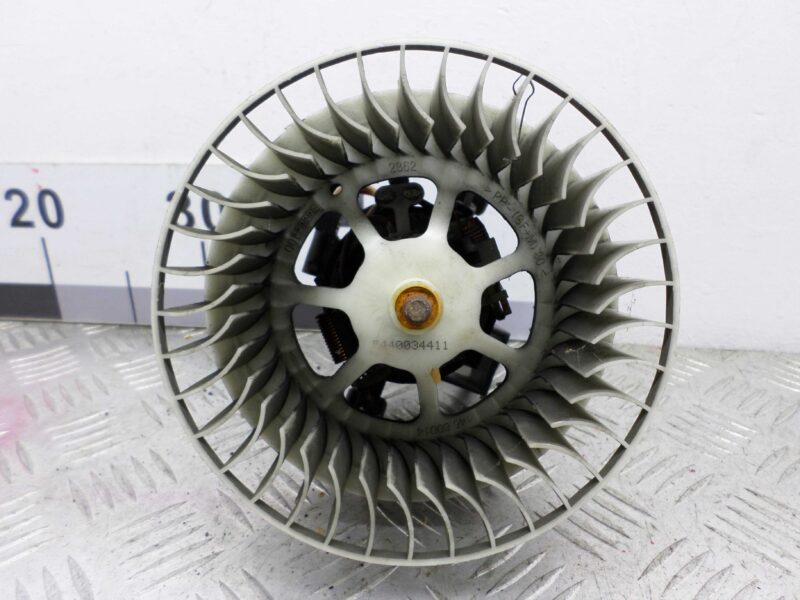 Изображение товара 135509 - 00135509 ventilyator otopitelya (motorchik pechki) Hummer H3