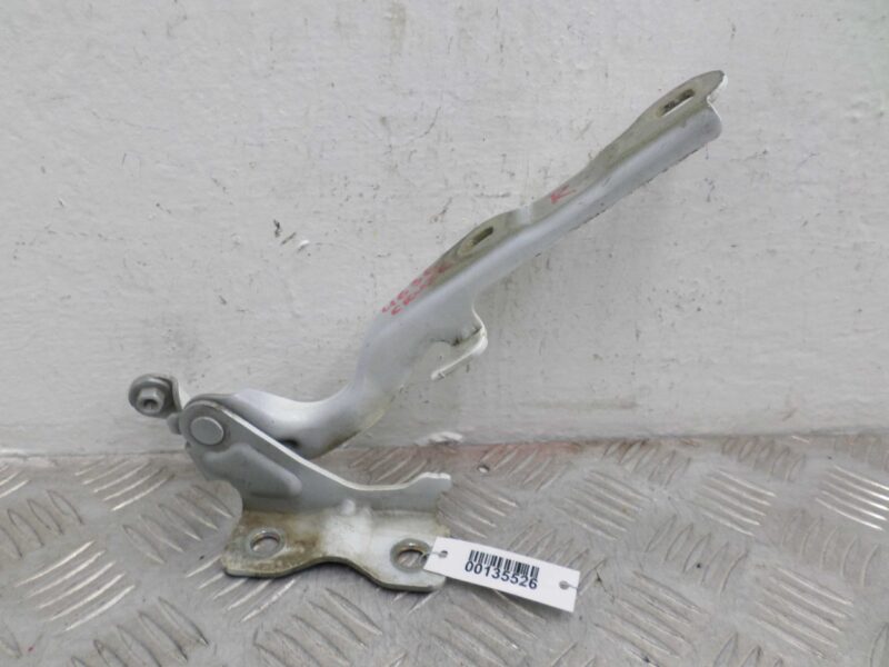 Изображение товара 135526 - 00135526 petlya kapota pravaya