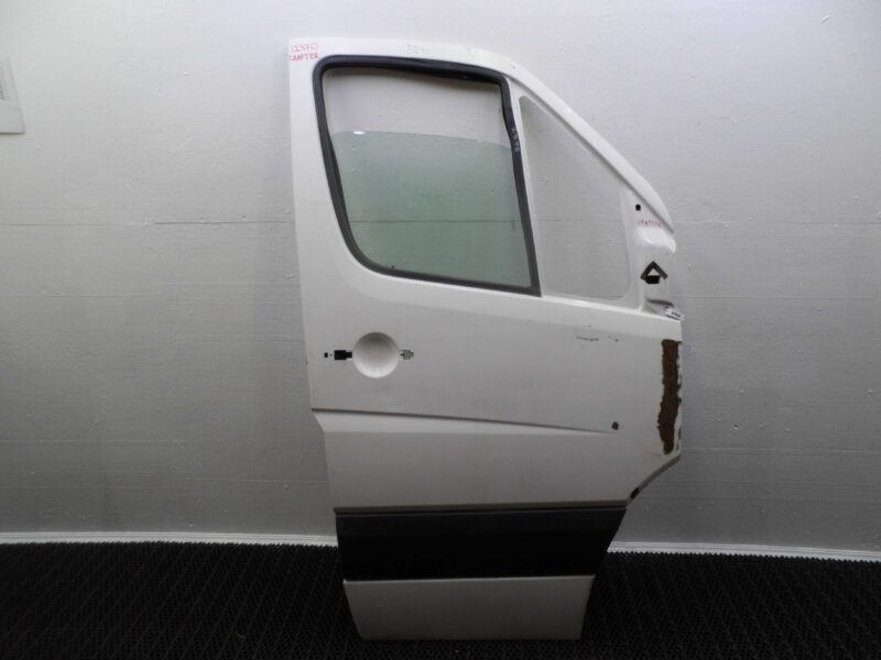 Изображение товара 135564 - 00135564 dver perednyaya pravaya Toyota Celica