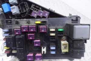 Изображение товара 135649 - 00135649 blok predokhranitelej Peugeot 306 1