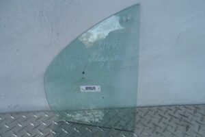 Изображение товара 135670 - 00135670 steklo dveri zadnej pravoj Lexus IS