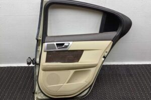 Изображение товара 135680 - 00135680 dver zadnyaya pravaya Chevrolet Cobalt 3