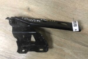 Изображение товара 135765 - 00135765 petlya kapota pravaya 