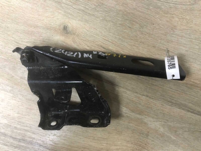 Изображение товара 135765 - 00135765 petlya kapota pravaya