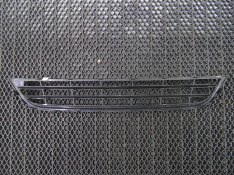 Изображение товара 135877 - 00135877 reshetka Volkswagen Lupo