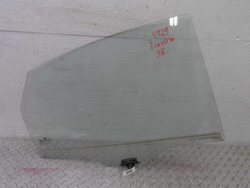 Изображение товара 135912 - 00135912 steklo dveri perednej pravoj