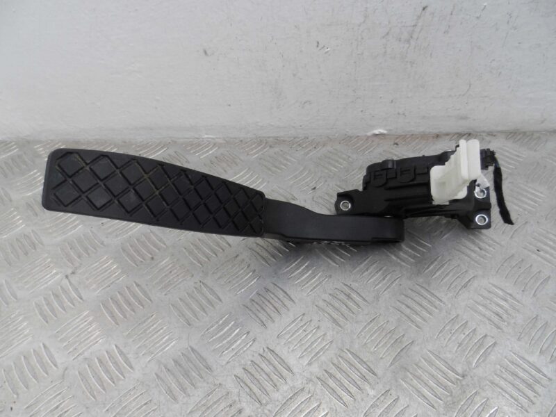 Изображение товара 135939 - 00135939 pedal gaza