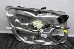 Изображение товара 135946 - 00135946 steklopodemnik perednij levyj Honda Ridgeline