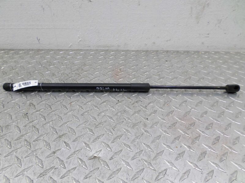 Изображение товара 135957 - 00135957 amortizator kryshki bagazhnika Ford Mondeo