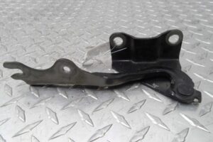 Изображение товара 135976 - 00135976 petlya kapota levaya Citroen C5