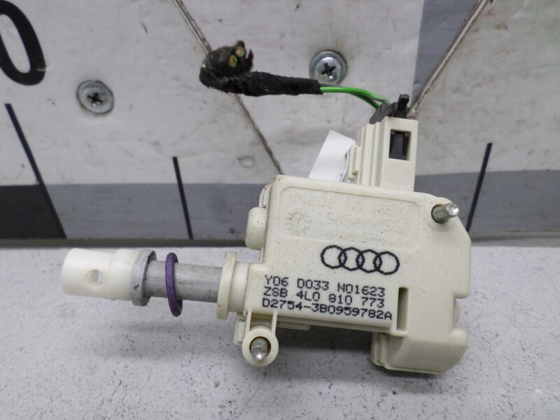 Изображение товара 136033 - 00136033 aktivator zamka kryshki toplivnogo baka