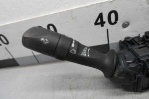 Изображение товара 136140 - 00136140 pereklyuchatel podrulevoj (strekoza) Subaru Legacy 1