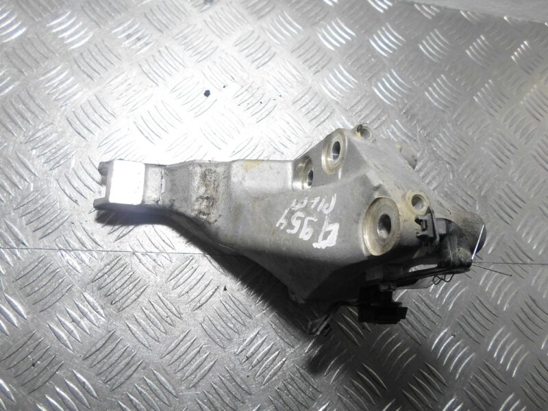 Изображение товара 136159 - 00136159 kronshtejn dvigatelya