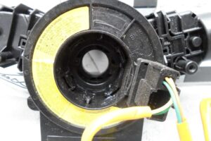 Изображение товара 136355 - 00136355 pereklyuchatel podrulevoj (strekoza) 2