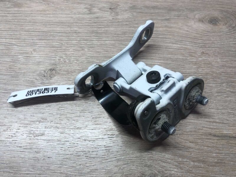 Изображение товара 136377 - 00136377 petlya kryshki bagazhnika