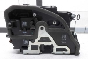 Изображение товара 136529 - 00136529 zamok dveri perednej pravoj 