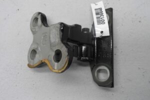 Изображение товара 136648 - 00136648 petlya dveri perednyaya Volkswagen Golf 1