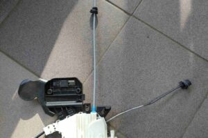 Изображение товара 136699 - 00136699 zamok dveri zadnej levoj Ford Mondeo