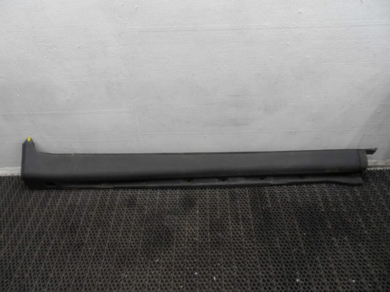 Изображение товара 136743 - 00136743 porog plastikovyj pravyj Volvo V50