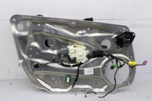 Изображение товара 104253 - 00137451 steklopodemnik perednij levyj Honda Ridgeline