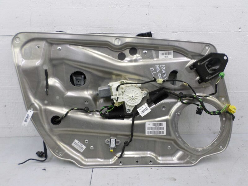 Изображение товара 137451 - 00137451 steklopodemnik perednij levyj Honda Ridgeline 5