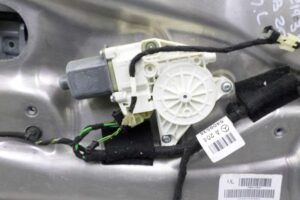 Изображение товара 137451 - 00137451 steklopodemnik perednij levyj Honda Ridgeline 6
