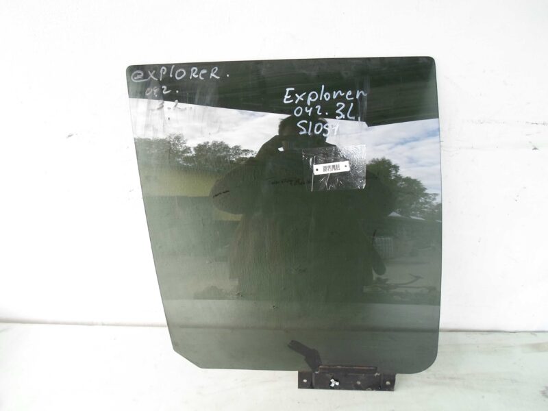 Изображение товара 137653 - 00137653 steklo dveri zadnej pravoj Hyundai i40