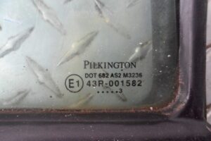 Изображение товара 137664 - 00137664 steklo dveri zadnej levoj Chrysler 300C 1