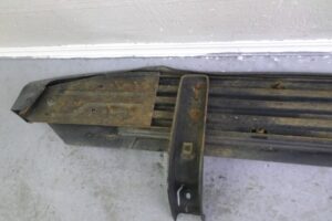 Изображение товара 137695 - 00137695 podnozhka levaya SAAB 9 3 3